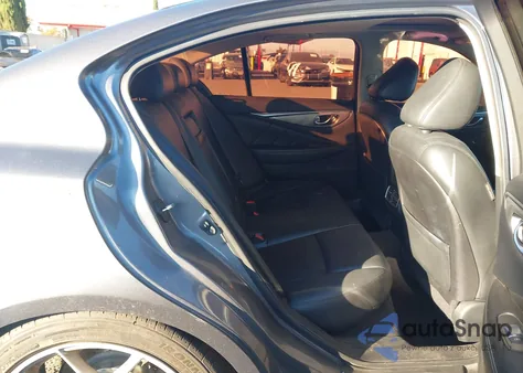 2016 Infiniti Q50 2.0T Premium z USA, uszkodzony, nr VIN JN1CV7AP1GM203312